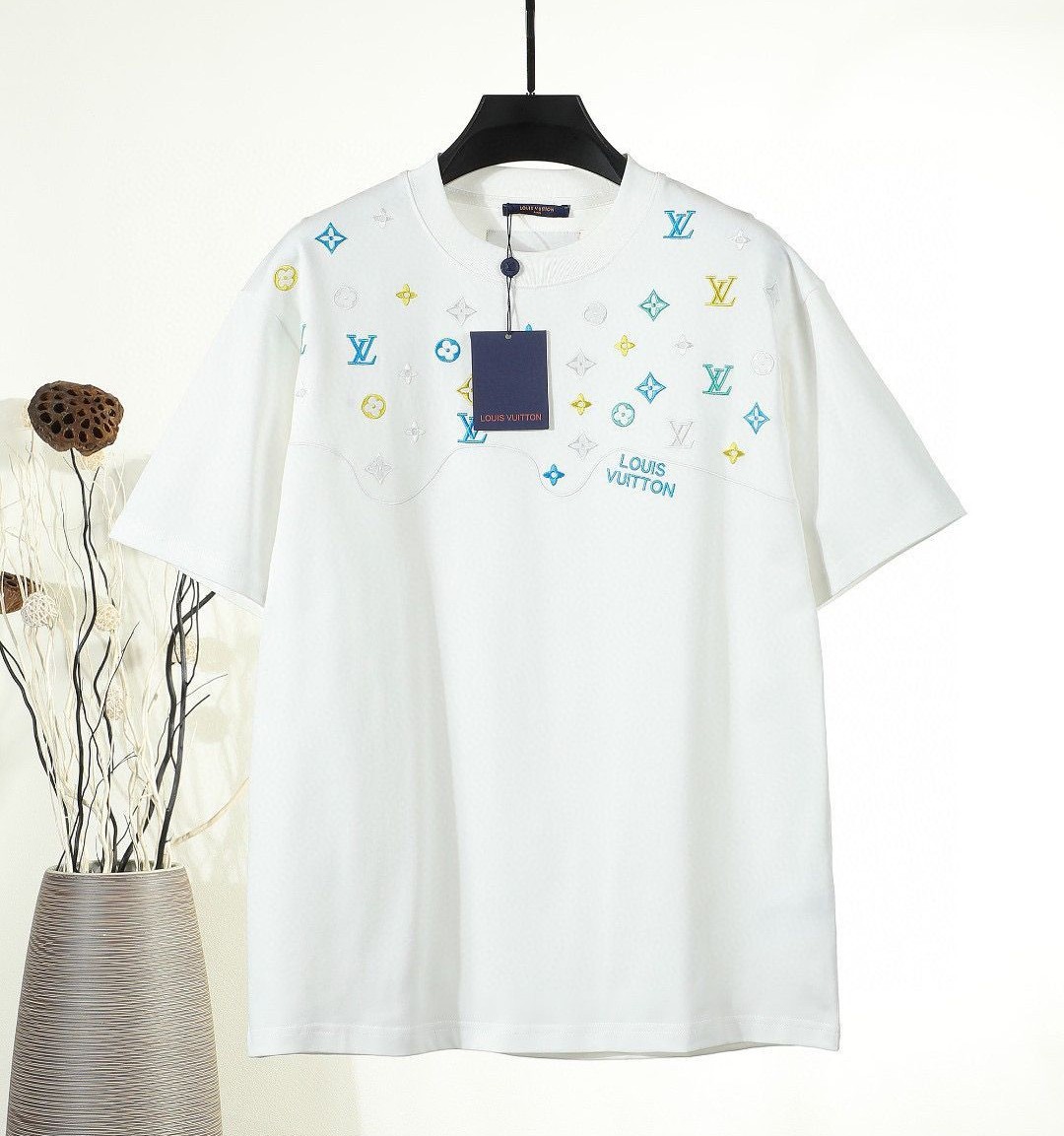 LOUIS VUITTON 루이비통 650900 멀티 컬러 모노그램 자수 로고 반팔 2COLOR