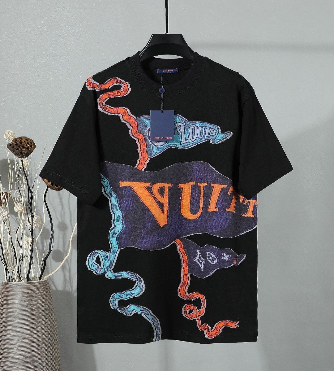 LOUIS VUITTON 루이비통 650903 그래픽 프린트 반팔 2COLOR