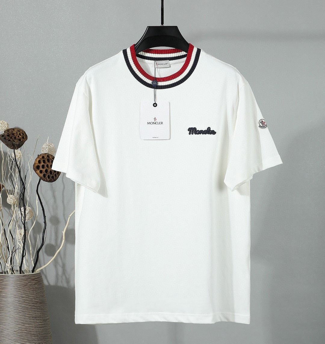 MONCLER 몽클레어 650902 트라이 컬러 넥 자수 로고 반팔 2COLOR