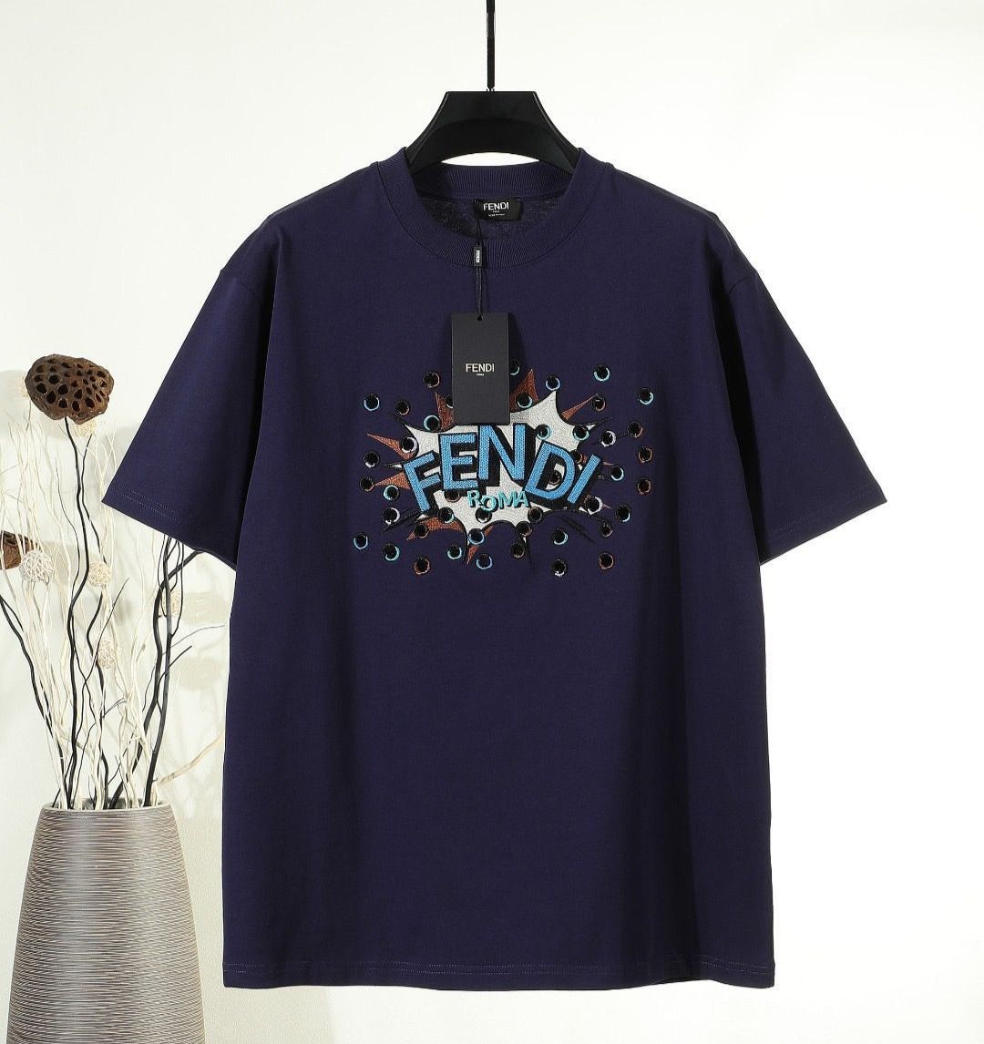 FENDI 펜디 650897 코믹스 자수 로고 반팔 2COLOR