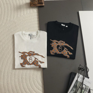 BURBERRY 버버리 650950 EKD 체크 자수 패치 로고 반팔