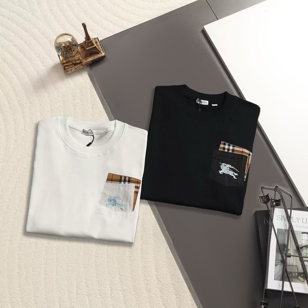 BURBERRY 버버리 650957 EKD 체크 트리밍 로고 반팔