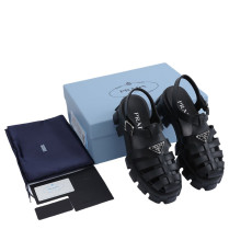 PRADA 프라다 모노리스 블랙 러버 샌들