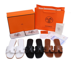 HERMES 에르메스 오란 슬리퍼