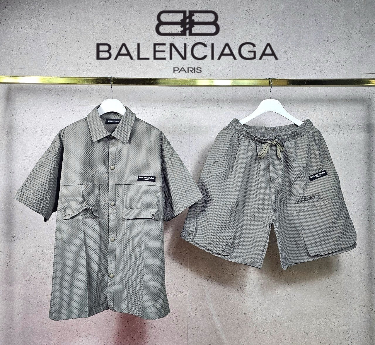 BALENCIAGA 발렌시아가 오버핏 쿨링 카라 PK 남방 &밴딩 절개 팬츠 세트 3COLOR
