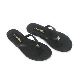 CHANEL 샤넬 플립플랍 가죽 쪼리