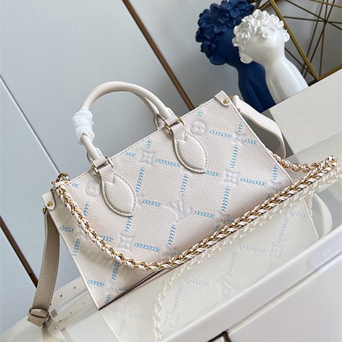 LOUIS VUITTON 루이비통 온더고 이스트 웨스트 숄더백 M23640
