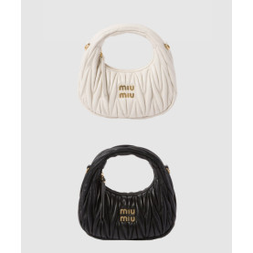 44위 MIUMIU 미우미우 완더 마테라쎄 나파 가죽 호보 미니백 5BP078 4COLOR