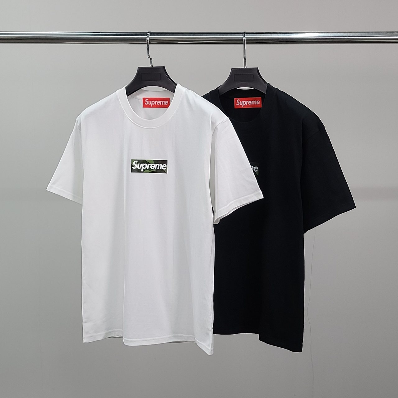 SUPREME 슈프림 밀러터리박스 코튼 반팔티