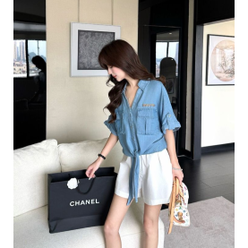 MIUMIU 미우미우 33003 자수 로고 롤업 타이 데님 반팔 셔츠