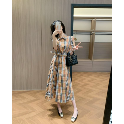 BURBERRY 버버리 33033 TB 모노그램 자수 포켓 벨티드 체크 셔츠 원피스