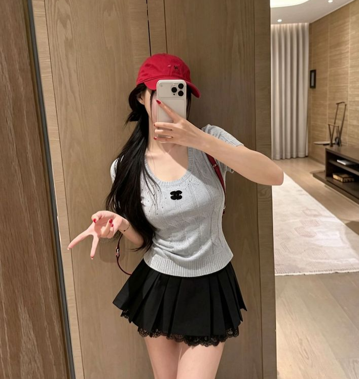 CHANEL 샤넬 33042 CC 라인스톤 케이블 니트 반팔 4COLOR
