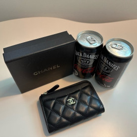 CHANEL 샤넬 클래식 지퍼 카드지갑