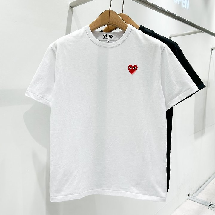 COMME DES GARCONS 꼼데가르송 와펜 패치 반팔