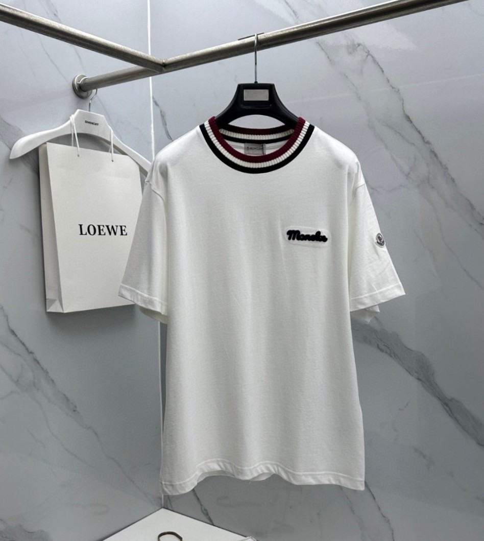 MONCLER 몽클레어 3선 넥라인 자수로고 2COLOR