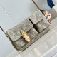LOUIS VUITTON 루이비통 포쉐트 악세수아 카고 크로스백 M27602 2COLOR