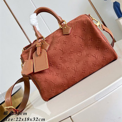 LOUIS VUITTON 루이비통 스피디 P9 반둘리에 30 M13904