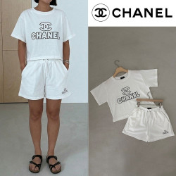CHANEL 샤넬 네임 로고 크롭 셋업 2COLOR