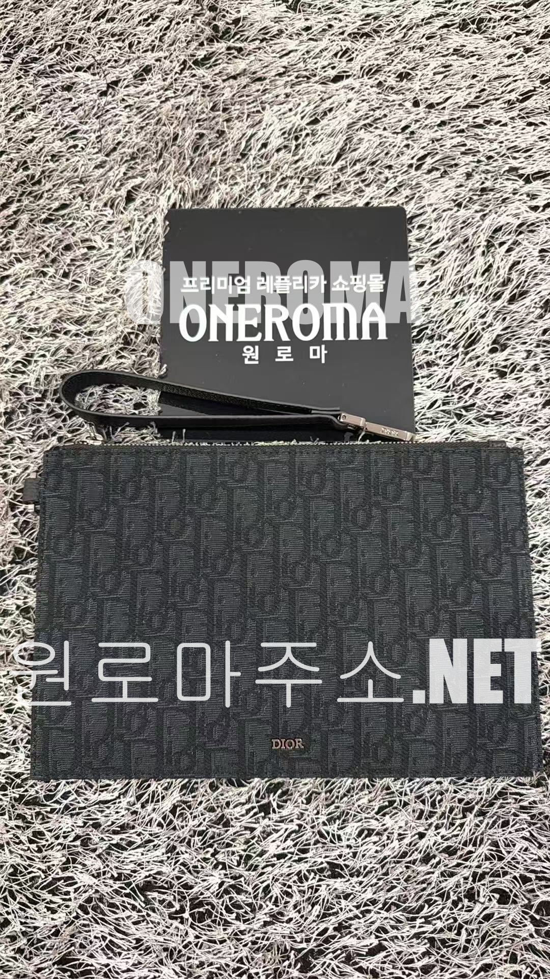 윤*우 고객님 디올 오블리크 자카드 파우치