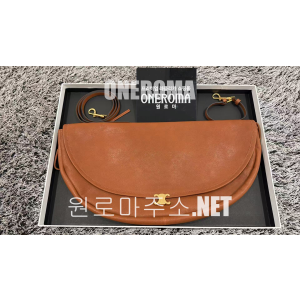 임*진 고객님 셀린느 하프문 소프트 트리옹프 백