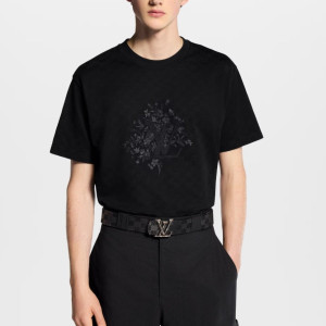 LOUIS VUITTON 루이비통 엠브로이더드 시그니처 티셔츠