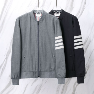 THOM BROWNE 톰브라운 010 사선 라이트 집업 보머 자켓