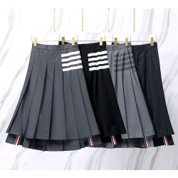 THOM BROWNE 톰브라운 012 우먼 사선 플리츠 스커트