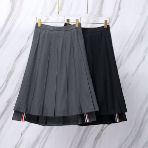 THOM BROWNE 톰브라운 016 우먼 클래식 플리츠 스커트