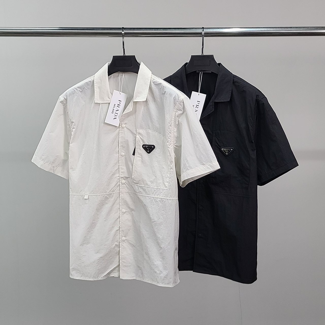 PRADA 프라다 로고와펜 나일론 반팔 셔츠