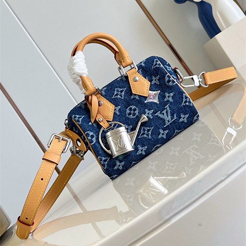 LOUIS VUITTON 루이비통 스피디 반둘리에 18 M27557