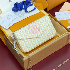 LOUIS VUITTON 루이비통 포셰트 펠리시 크로스백 M29471