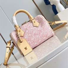 LOUIS VUITTON 루이비통 스피디 반둘리에 20 M2A039