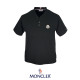 MONCLER 몽클레어 클래식 와펜 V라운드 헨리넥 워셔블 보카시 하프 슬라브 3COLOR