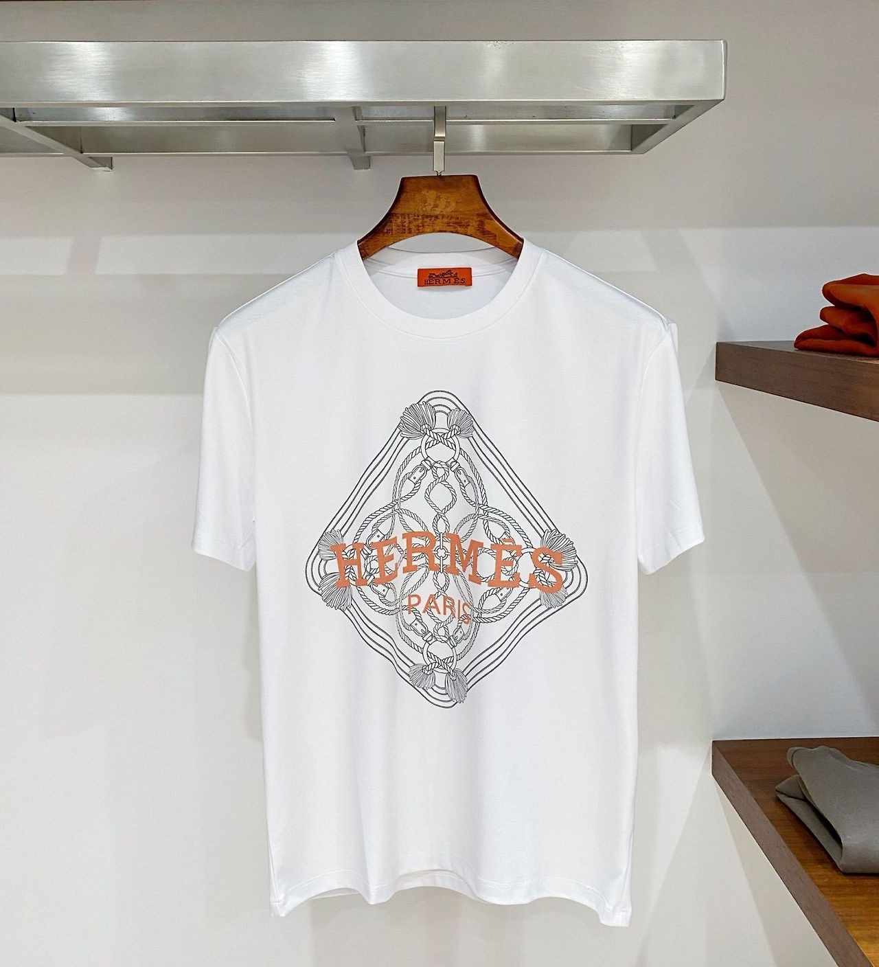 HERMES 에르메스 607050 로브 레제르 마구 로고 반팔 2COLOR