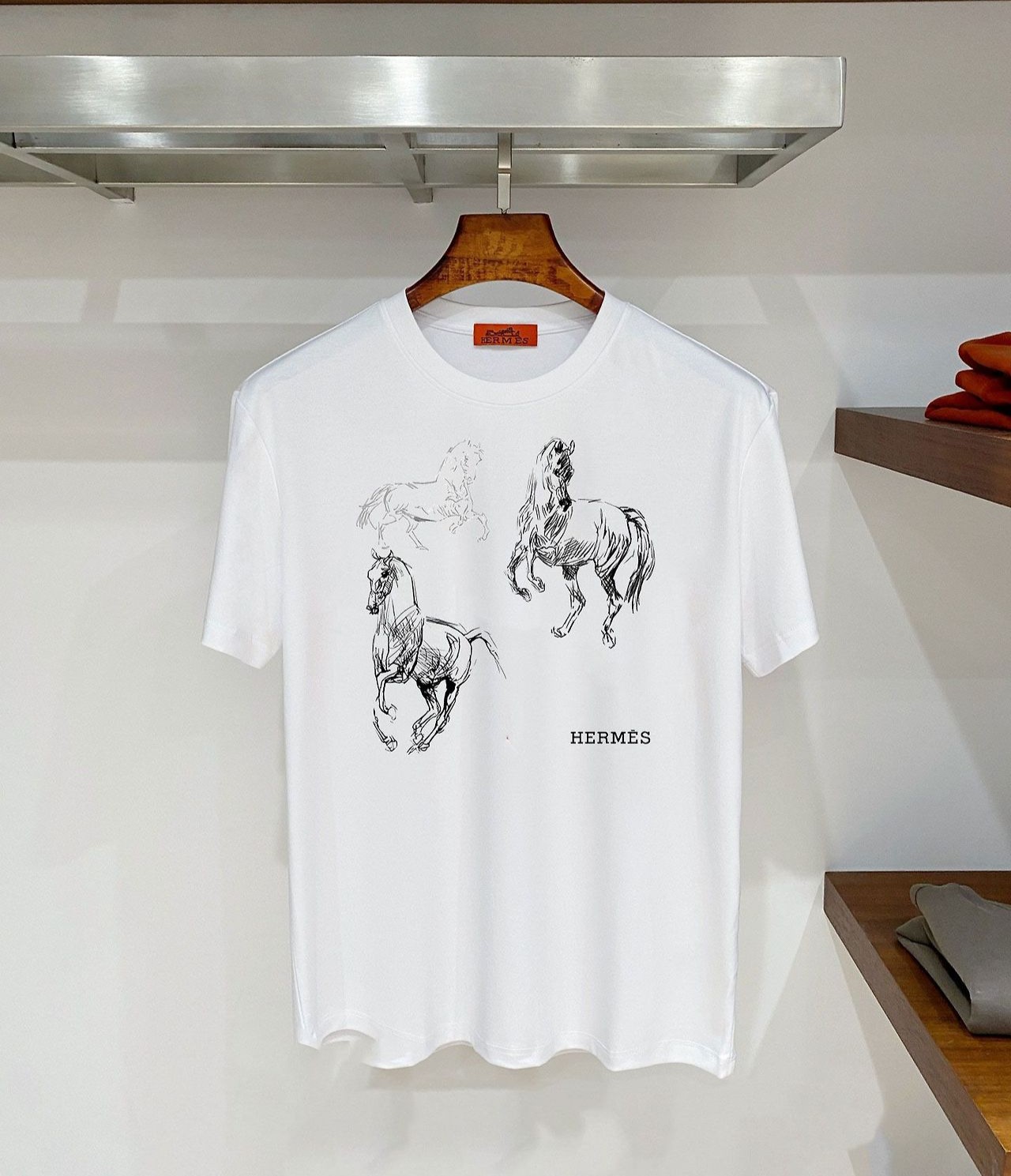 HERMES 에르메스 607060 트로아 슈발 스케치 반팔 2COLOR