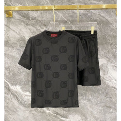 GUCCI 구찌 607130 GG 엠보 자수 로고 반팔&반바지 세트