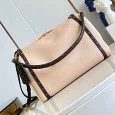 LOUIS VUITTON 루이비통 익스프레스 숄더백 MM M26358