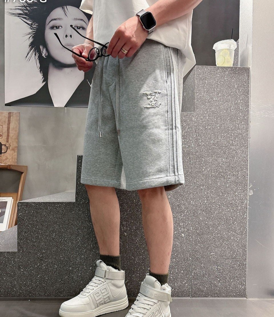 LOUIS VUITTON 루이비통 모노그램 코튼 스웻 하프팬츠 2COLOR