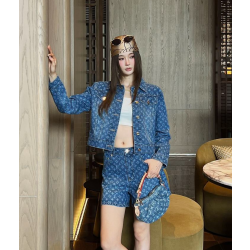 LOUIS VUITTON 루이비통 1028 모노그램 데님 쇼츠