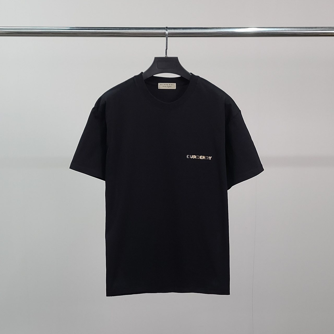 BURBERRY 버버리 클래핑레터링 코튼 반팔티