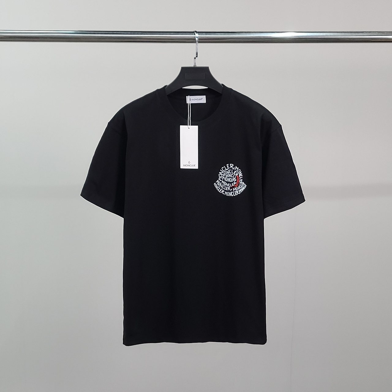 MONCLER 몽클레어 오뚜기레터링 코튼 반팔티