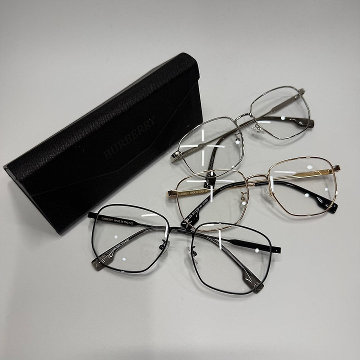 BURBERRY 버버리 666 안경