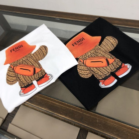 FENDI 펜디 베어 프린팅 반팔 티셔츠