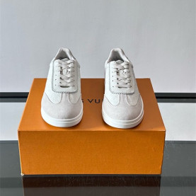 LOUIS VUITTON 루이비통 남성용 스니커즈 L98076 2COLOR